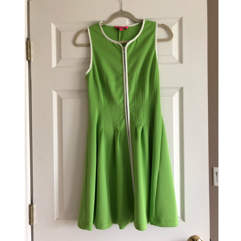 Betsey Johnson Green Dress- Size 4